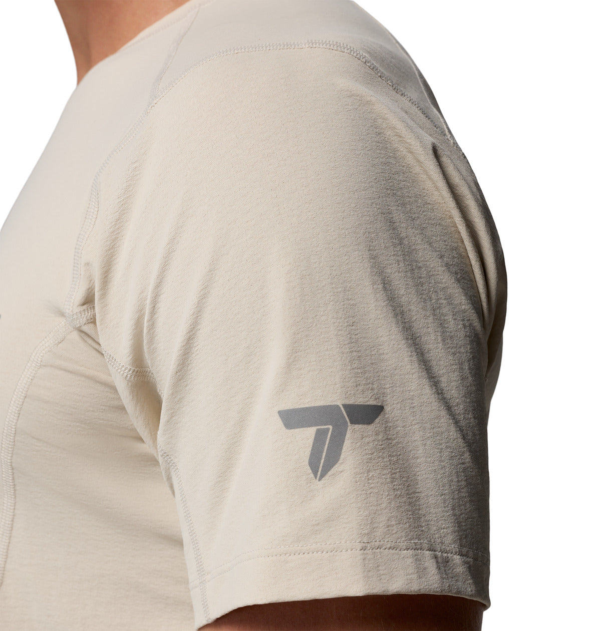 Remera Diamond Peak Short Omni-Freeze Gris