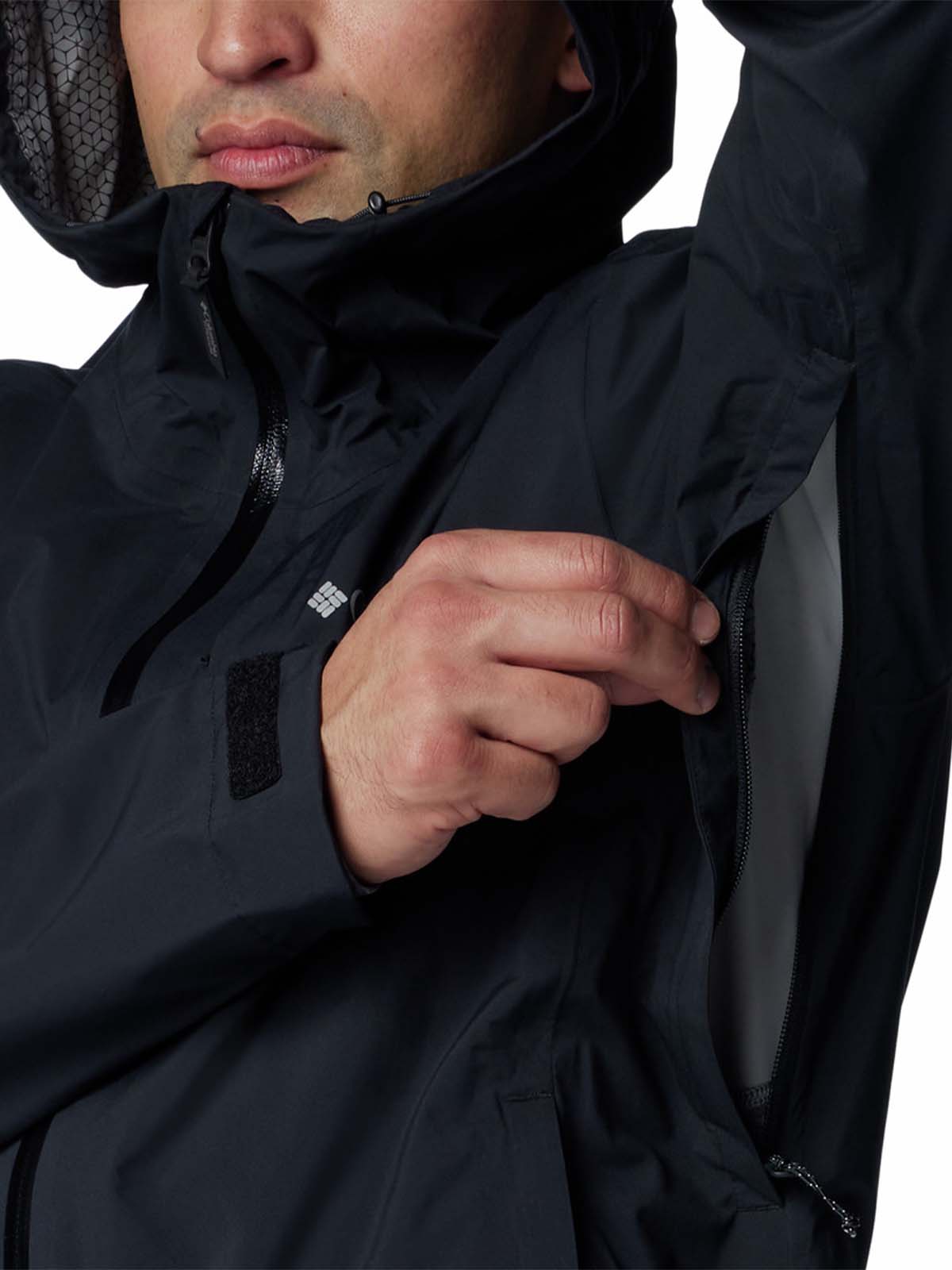 Cortaviento Ampli-Dry Ii Shell Omni-Tech Negro