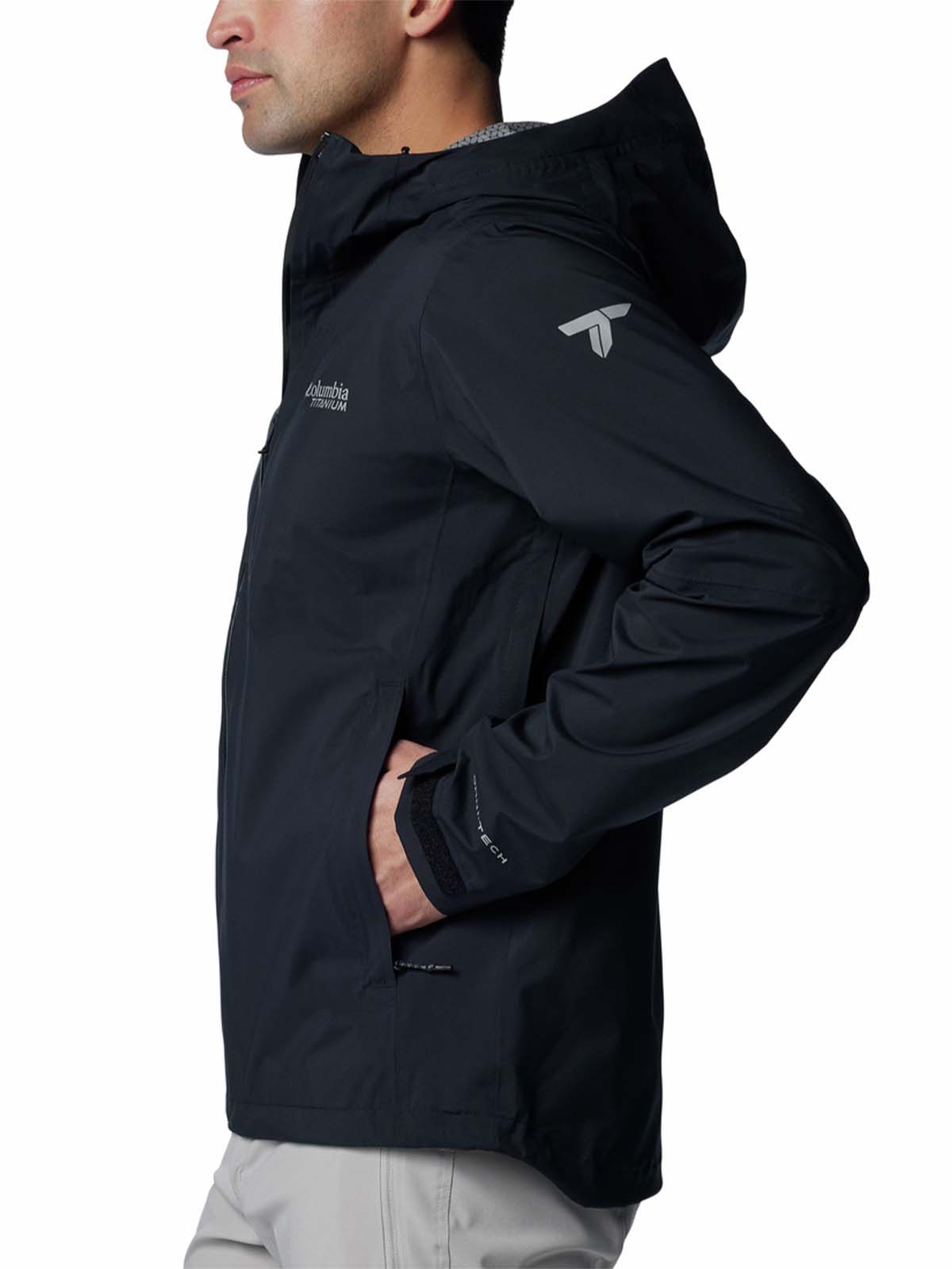 Cortaviento Ampli-Dry Ii Shell Omni-Tech Negro