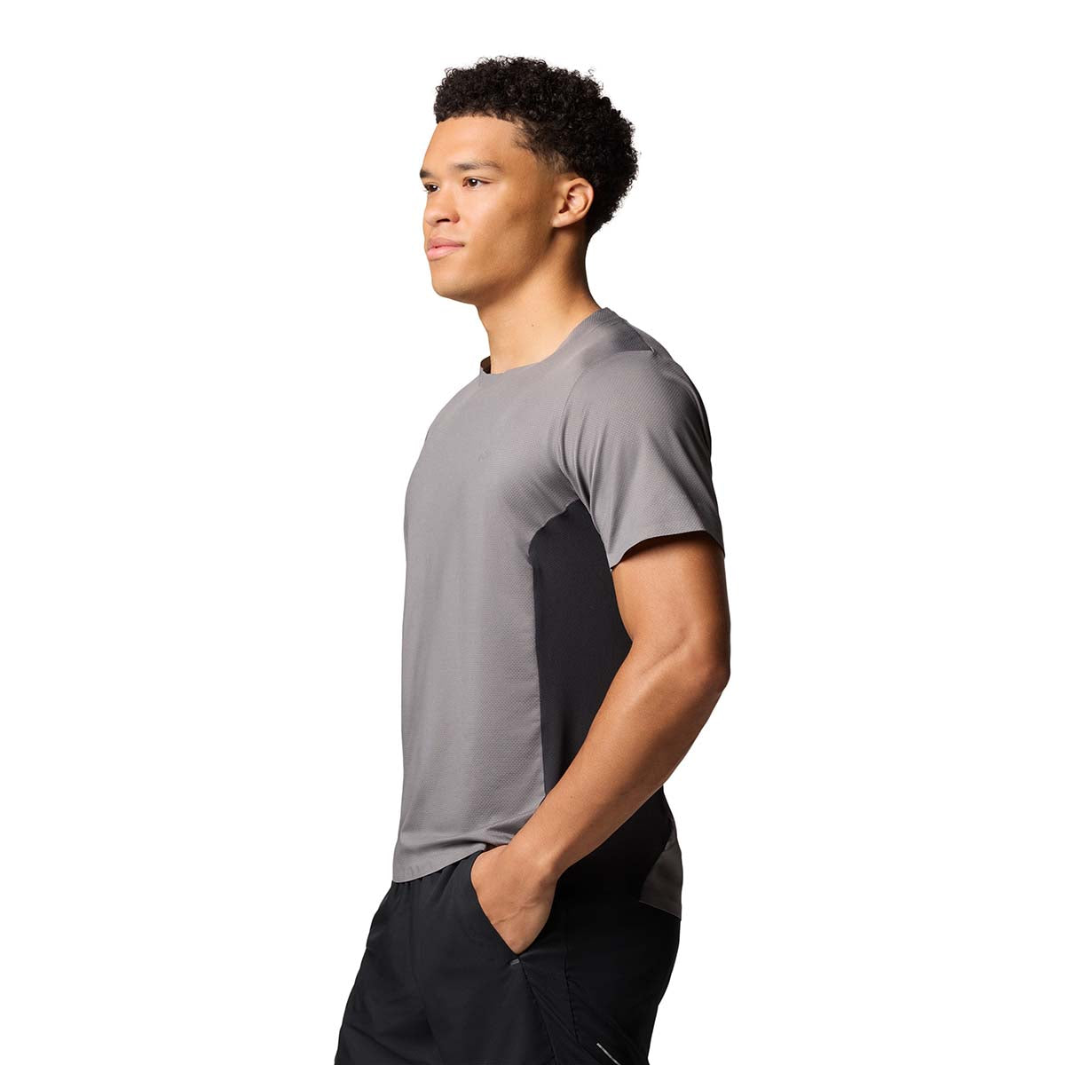 Remera Three Pitch Ss Crew Omni-Wick Gris