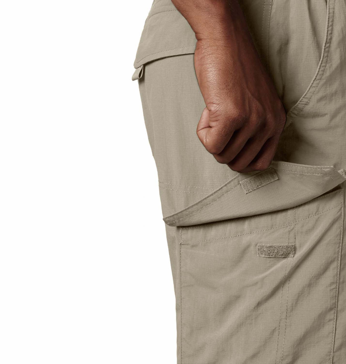 Short Silver Ridge Cargo Omni-Wick Beige