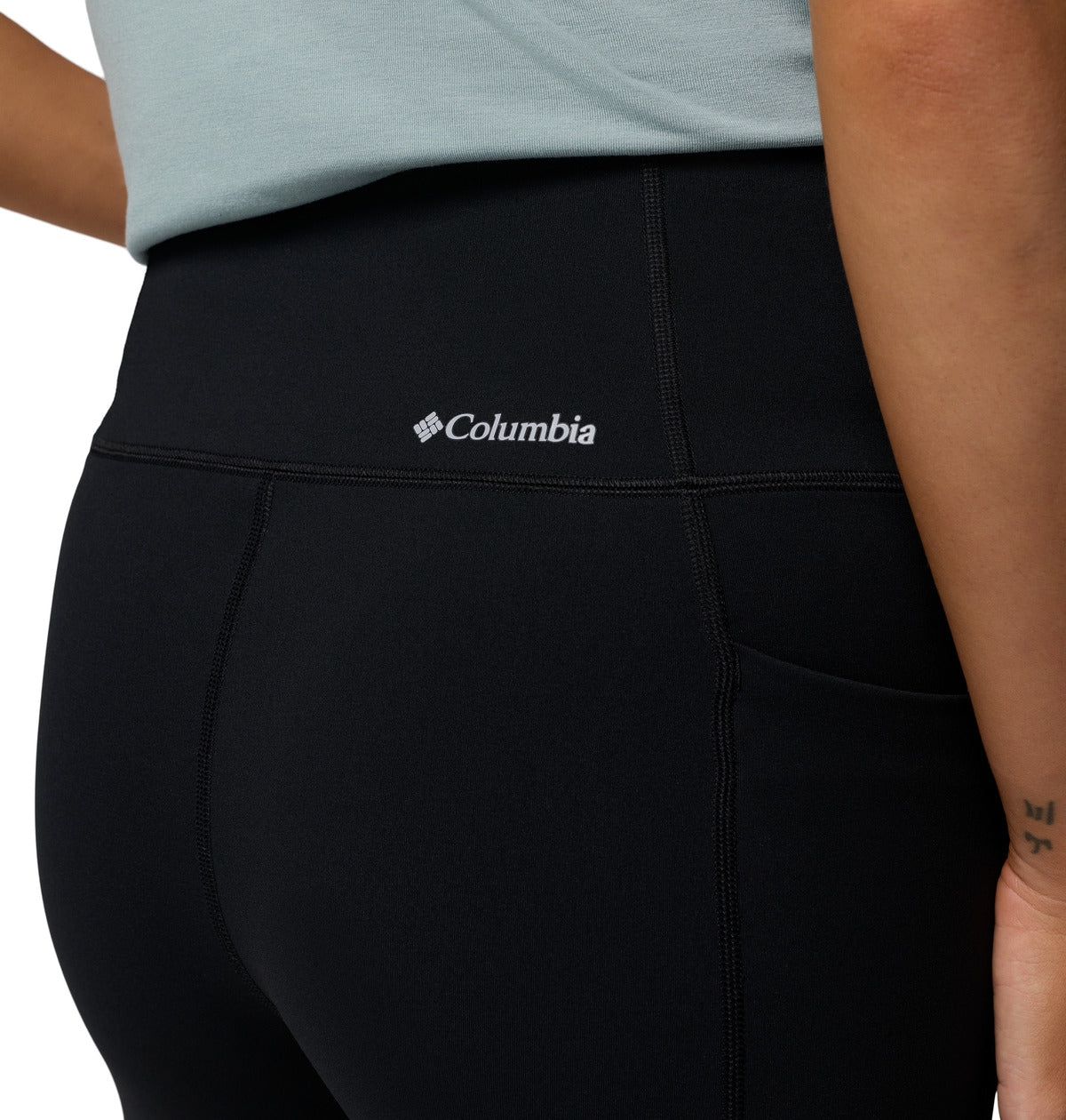 Short Mujer Loneridge short Negro