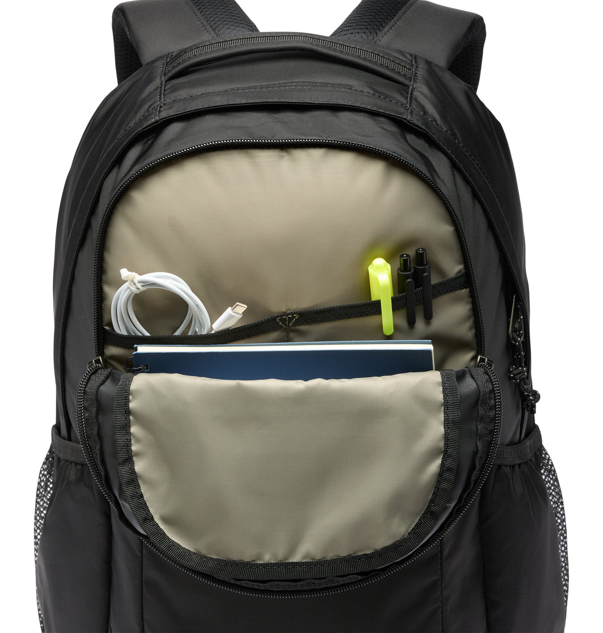 Mochila Manresa 25L Backpack Omni-Shield Negro